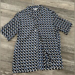 Zara Black and Blue Casual Button Down Shirt with Geometric Design